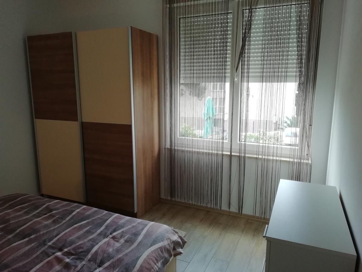 Apartment Greta,50 Meters To The Beach Banjole Kültér fotó